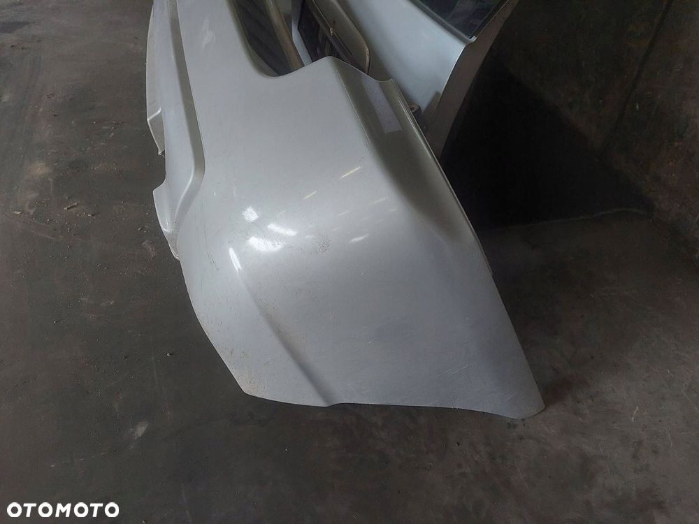 KOMPLETNY TYŁ KLAPA BAGAŻNIKA ZDERZAK TYŁ LAMPY KIA SPORTAGE II S6 - 6