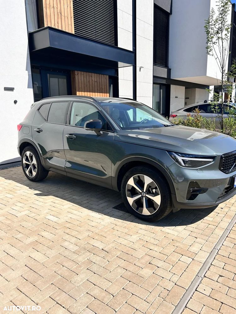 VOLVO XC40 2025 — imagine 7