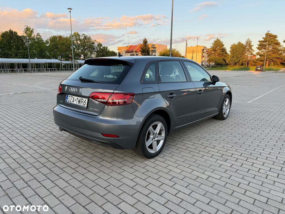 Audi A3 Sportback 30 TFSI - 3