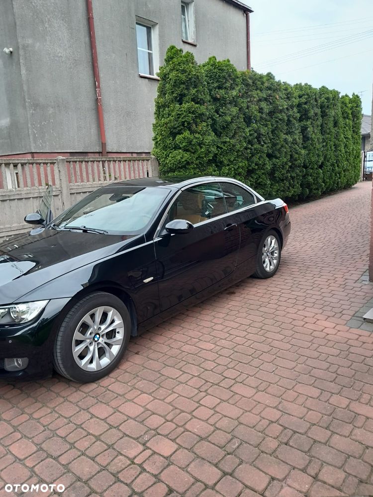 BMW Seria 3 320i - 3