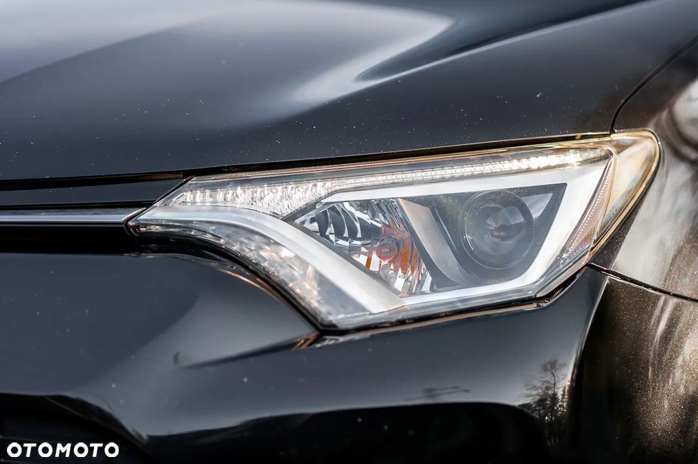 Toyota RAV4 2.0 D-4D 4x2 Start-Stop Executive - 24