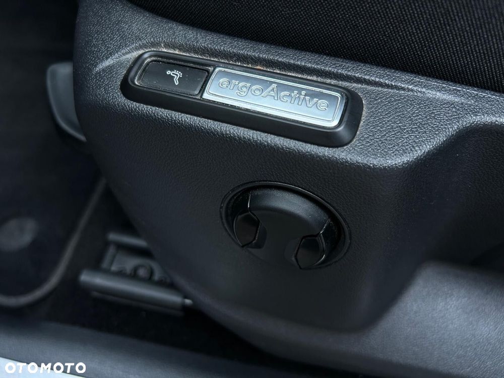Volkswagen Tiguan 2.0 TSI 4Mot Elegance DSG - 38