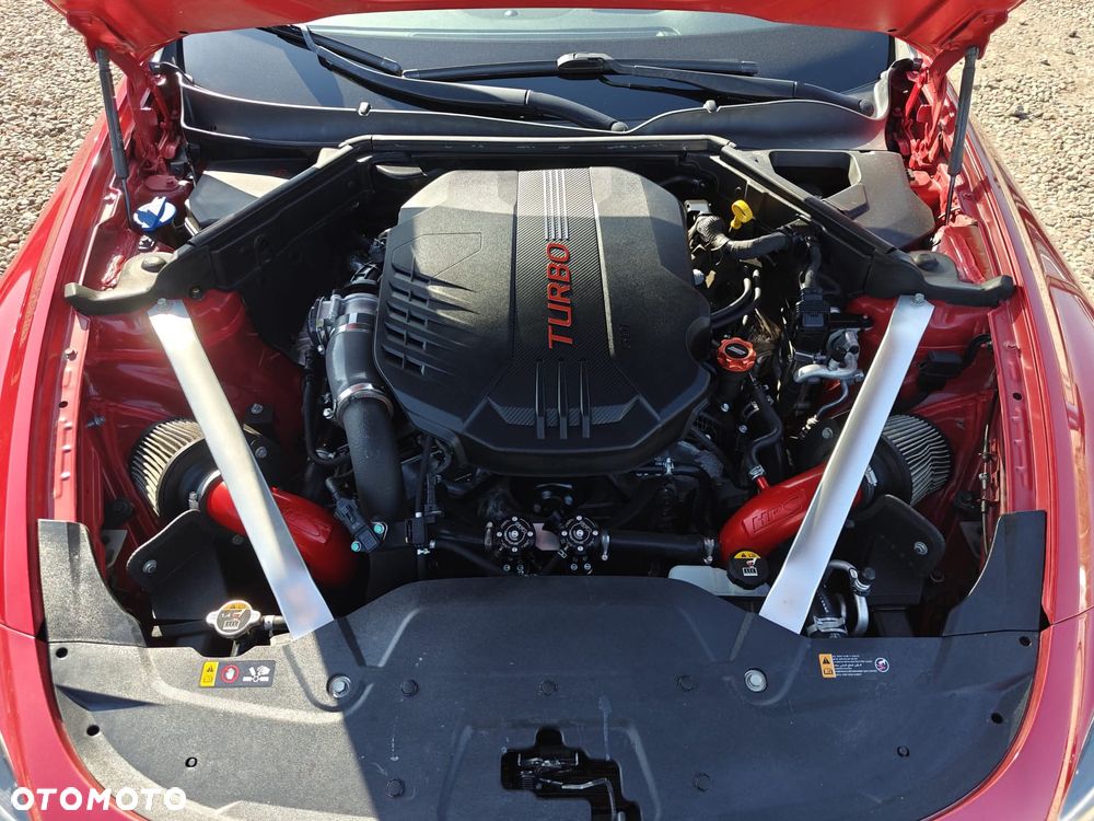 Kia Stinger - 2