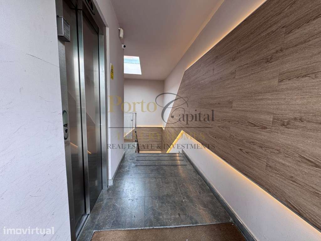 OPORTUNIDADE DE INVESTIMENTO ATIVO COMERCIAL EM LEÇA DA PALMEIRA - Grande imagem: 2/28