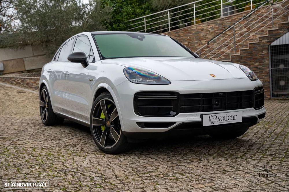 Porsche Cayenne Coupé Turbo S E-Hybrid - 28