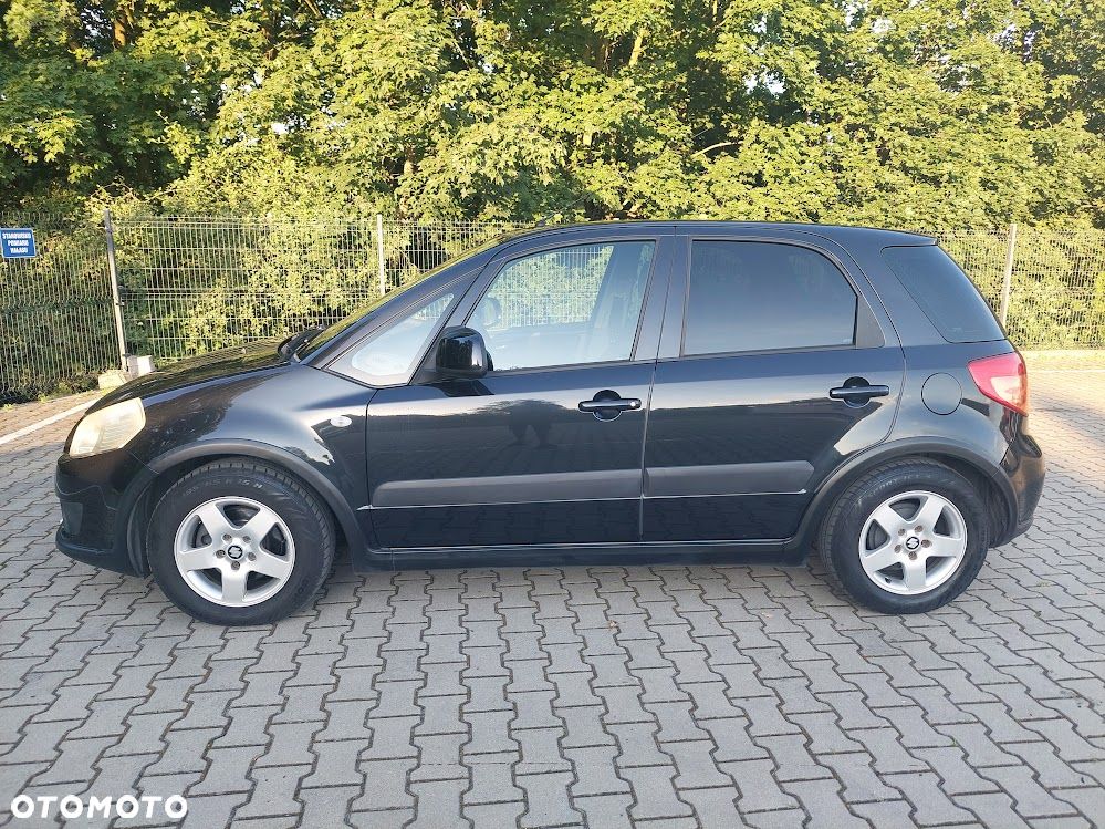 Suzuki SX4 1.5 Streetline 4x2 Classic - 6