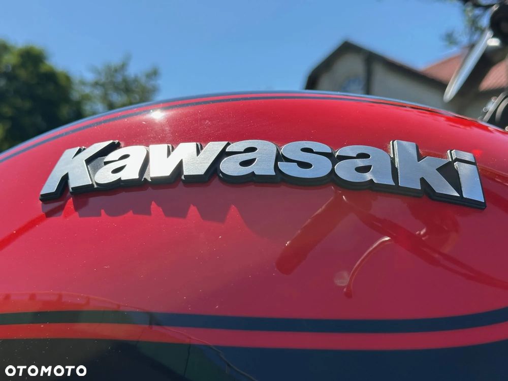 Kawasaki Z 900 RS - 14