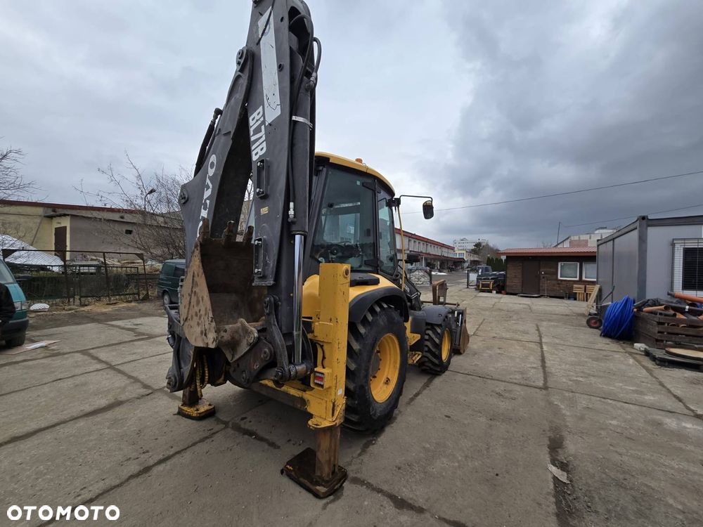 Volvo BL71B - 3