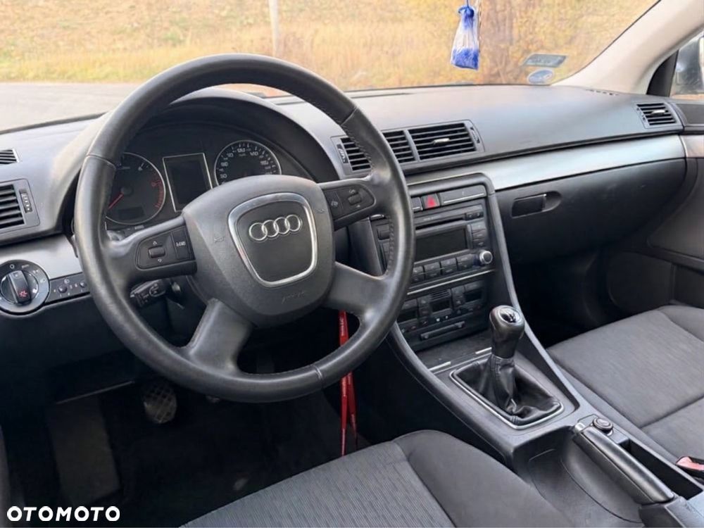Audi A4 Avant - 7