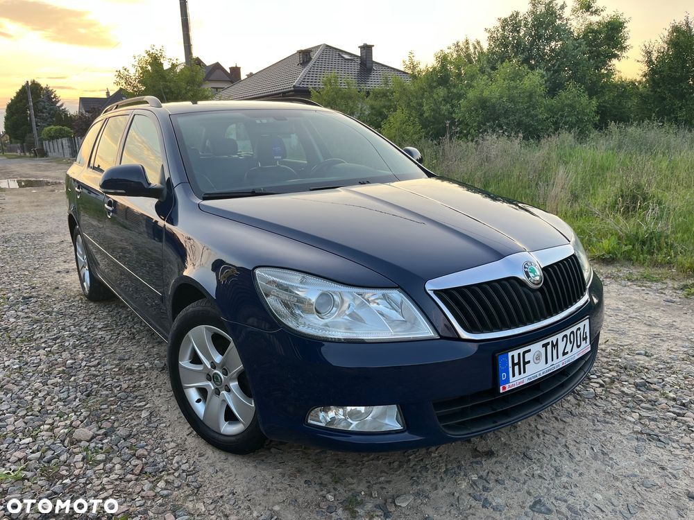 Skoda Octavia 2.0 TDI DSG Elegance - 2