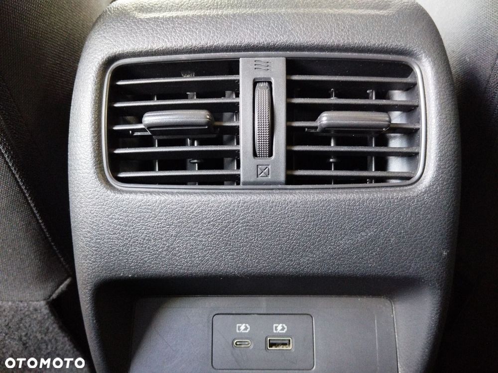 Nissan Qashqai 1.3 DIG-T MHEV N-Connecta Xtronic - 32