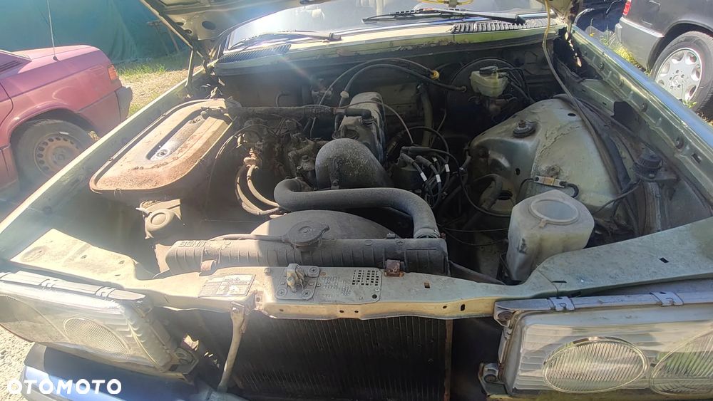 Mercedes-Benz W123 - 9