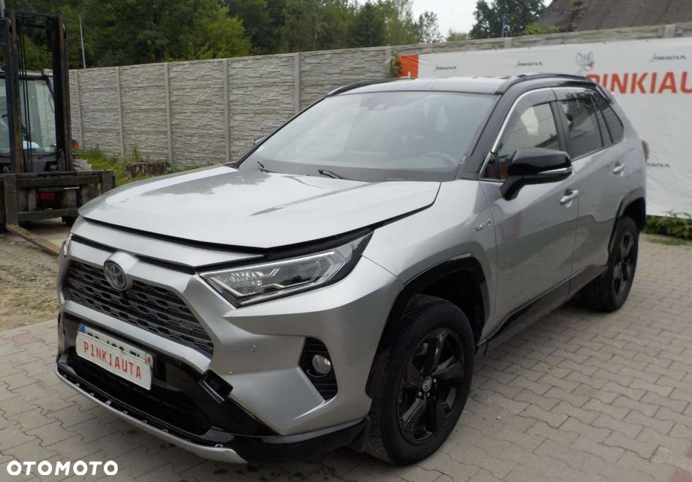 Toyota RAV4 - 6