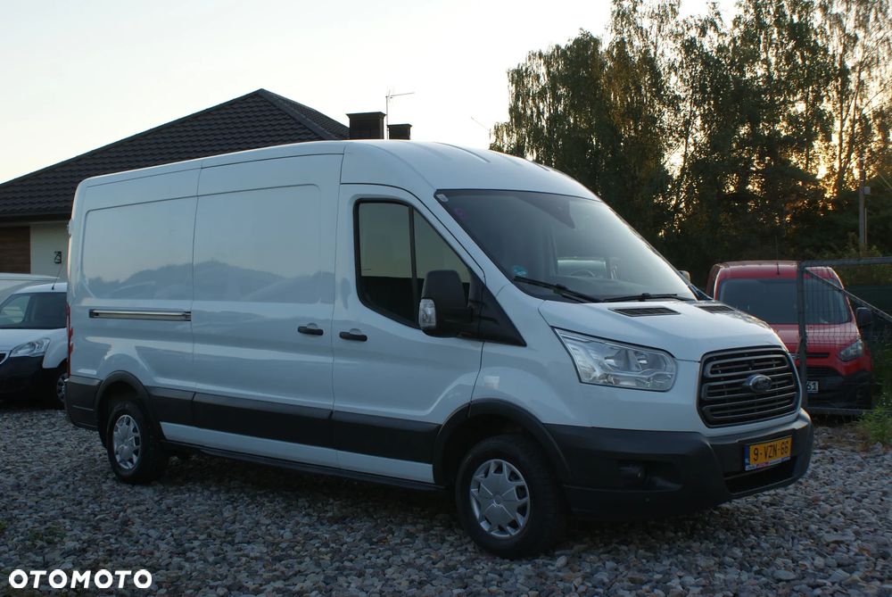 Ford Transit - 1