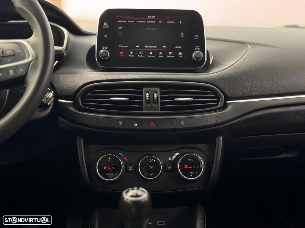 Fiat Tipo 1.3 M-Jet Lounge Tech J17 - 14