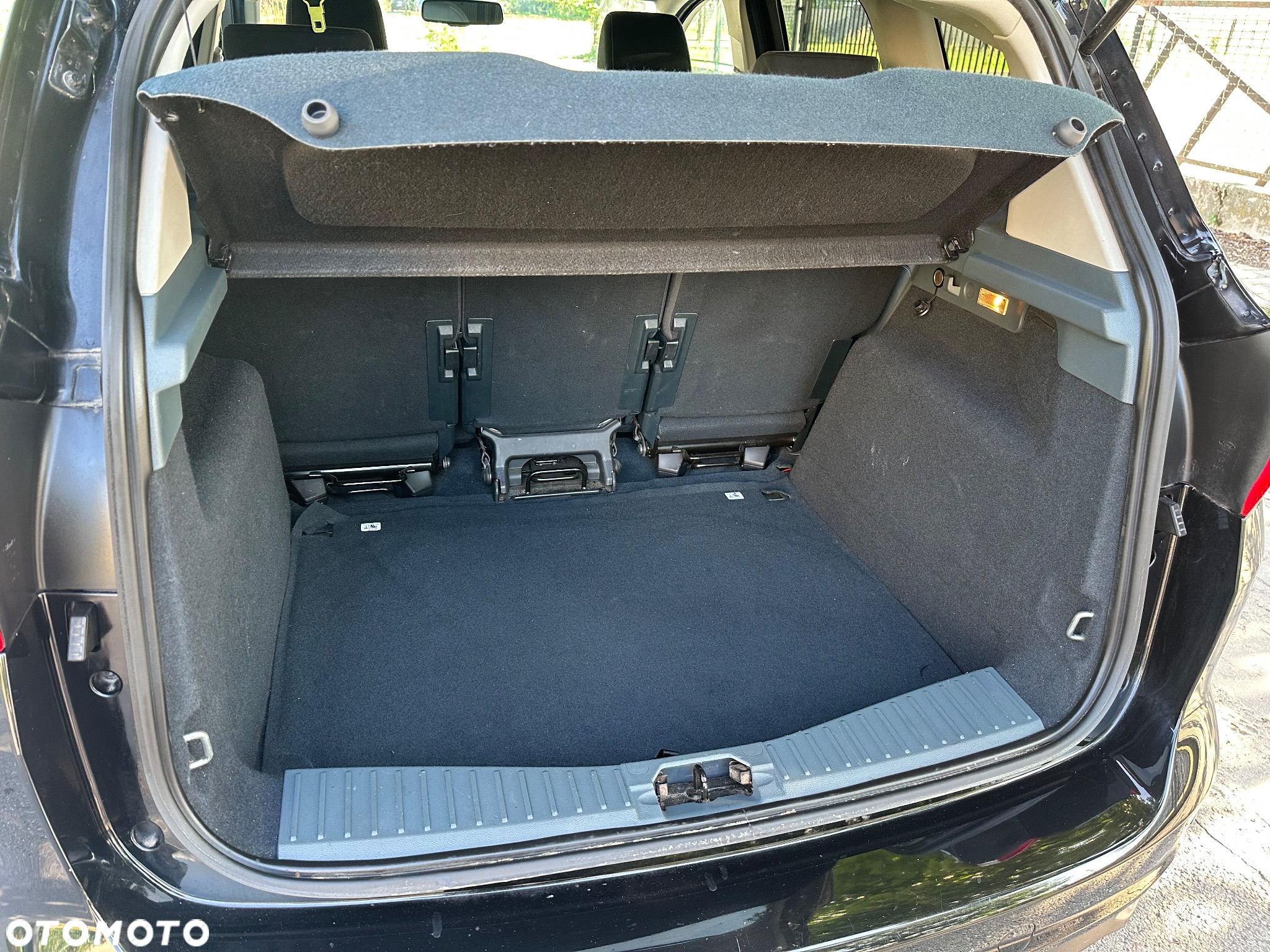 Ford C-MAX 1.6 Ti-VCT Titanium - 13