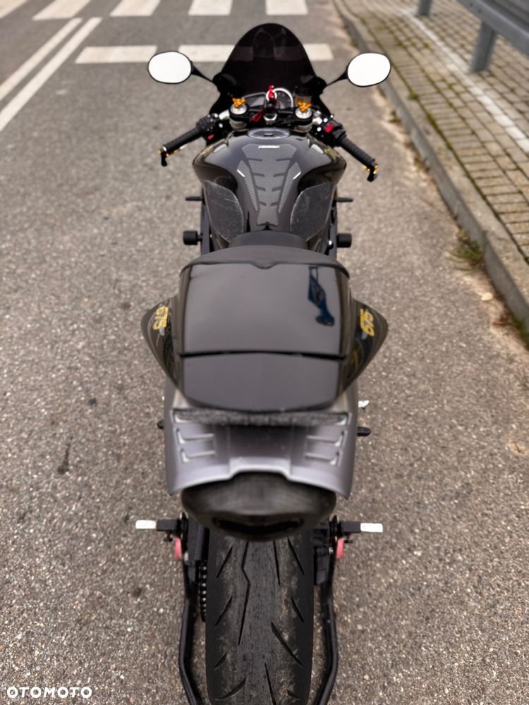 Triumph Daytona - 16