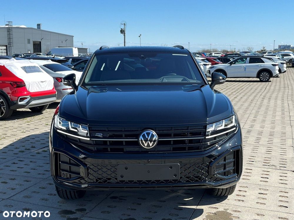 Volkswagen Touareg 3.0 V6 TDI 4Motion R-Line Final Edition - 3