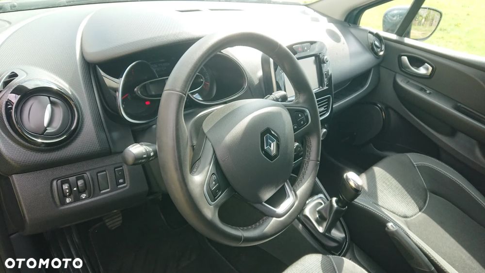 Renault Clio - 6