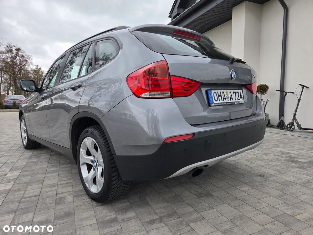 BMW X1 sDrive18i xLine - 8
