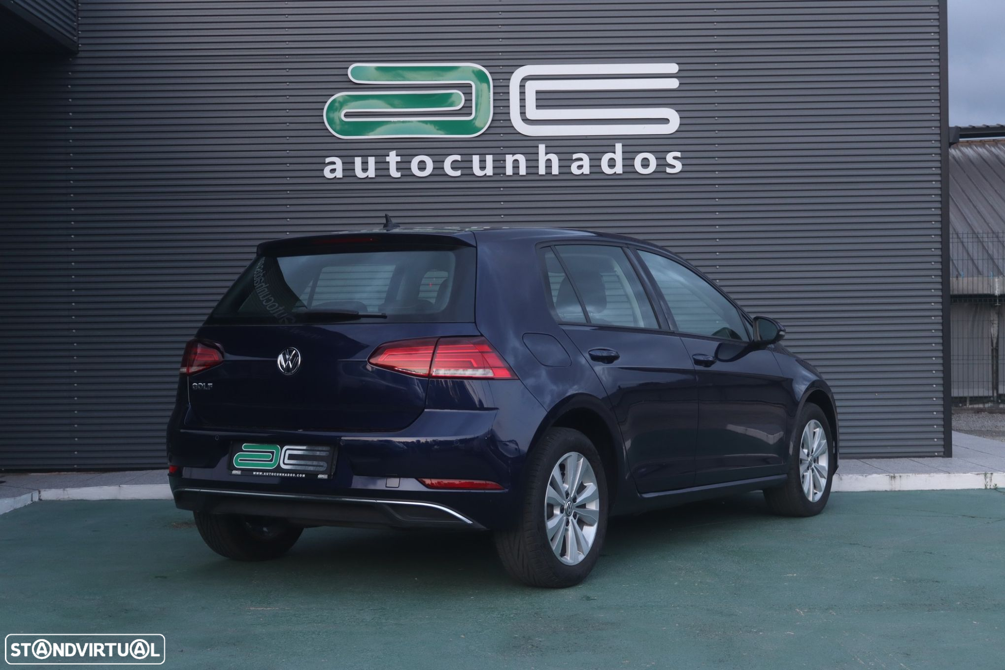 VW Golf 1.6 TDI Highline - 6