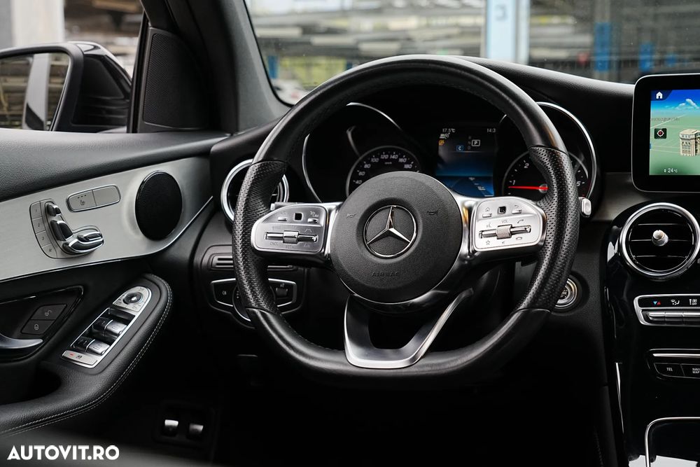 Mercedes-Benz GLC 220 d 4Matic 9G-TRONIC AMG Line Plus - 23