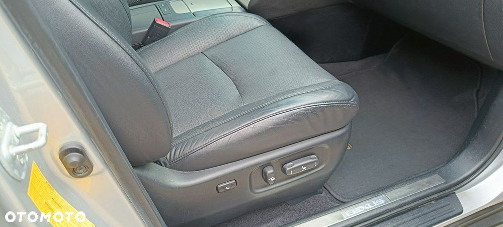 Lexus RX 400h (hybrid) - 28