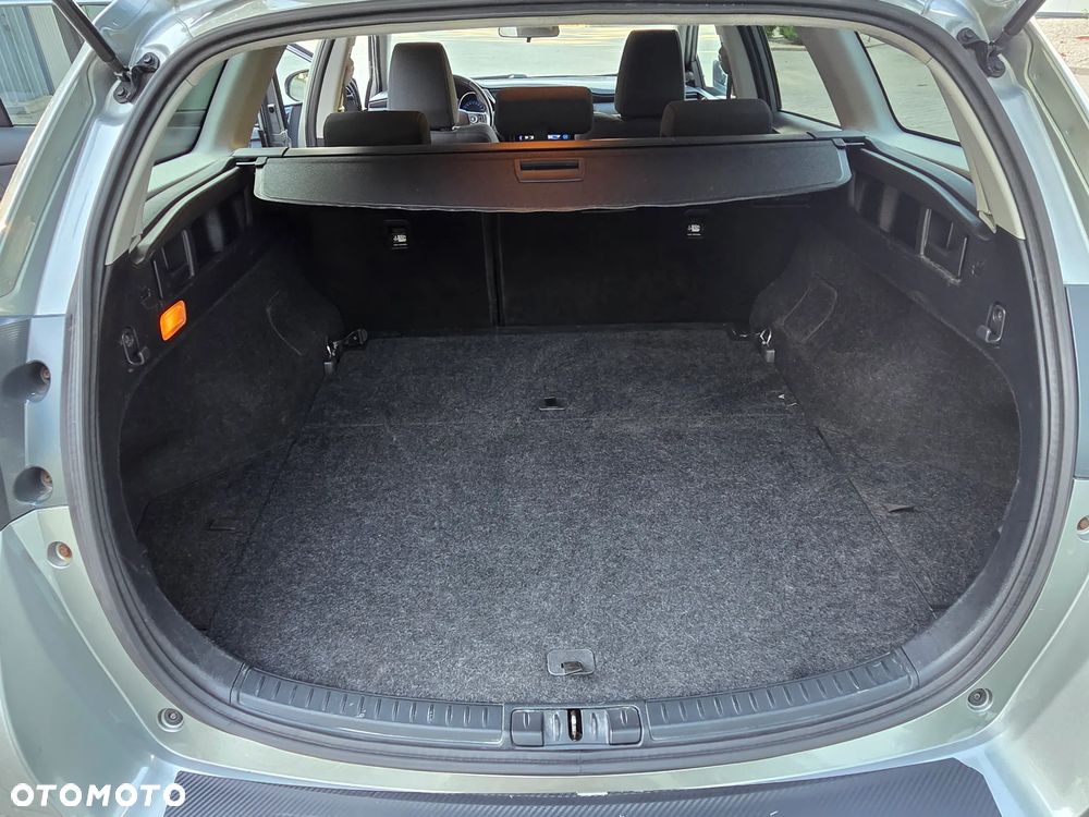 Toyota Auris 1.6 D-4D Edition-S - 24