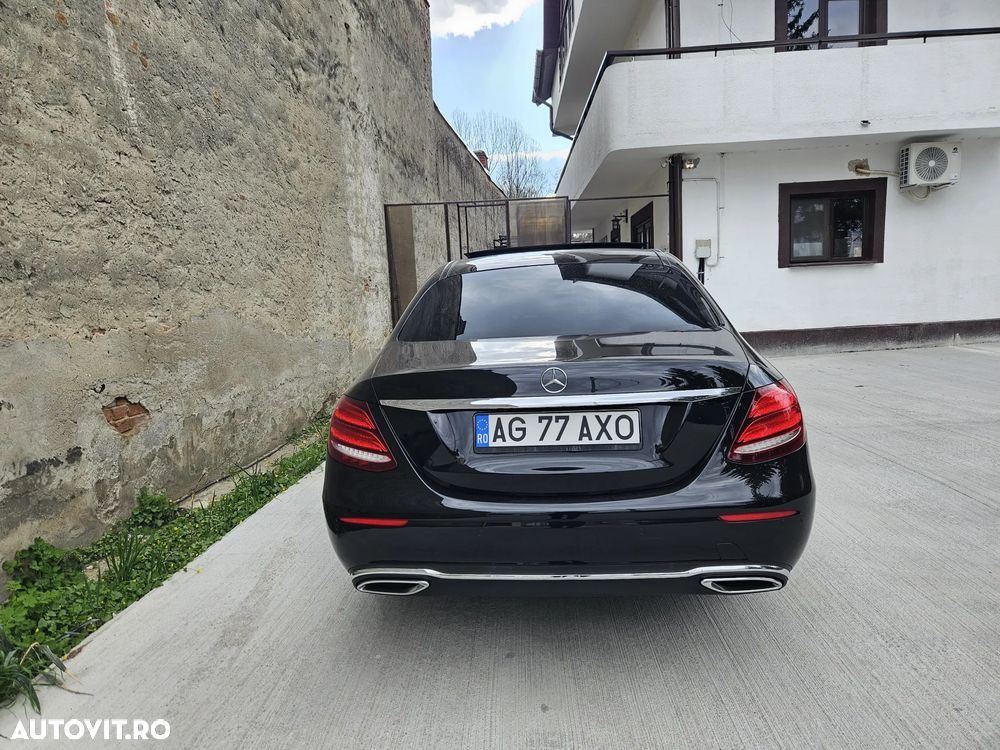 Mercedes-Benz E 220 d 9G-TRONIC - 4