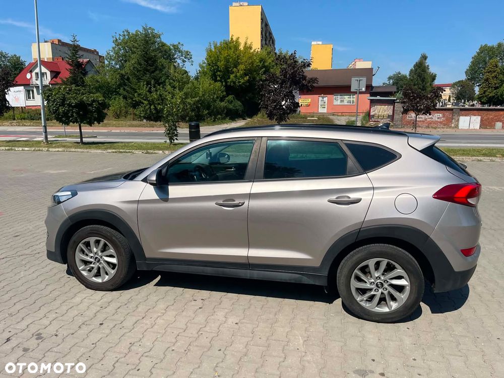 Hyundai Tucson 1.7 CRDI BlueDrive Classic 2WD - 9