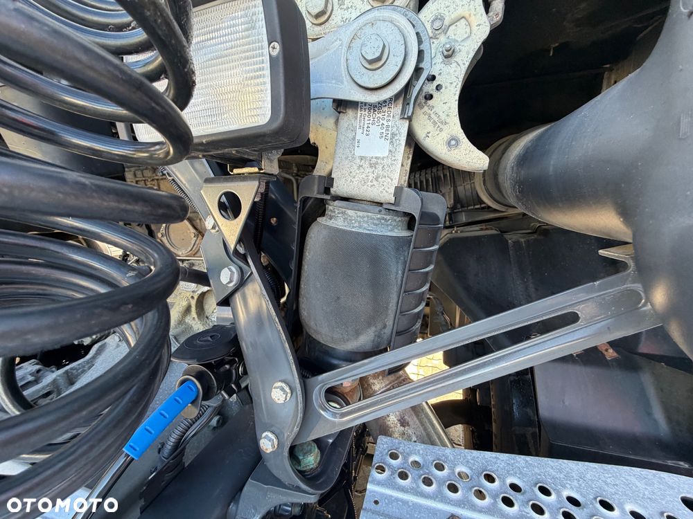 Mercedes-Benz Actros 1845 GigaSpace Xenon Navi nowy tachograf - 8