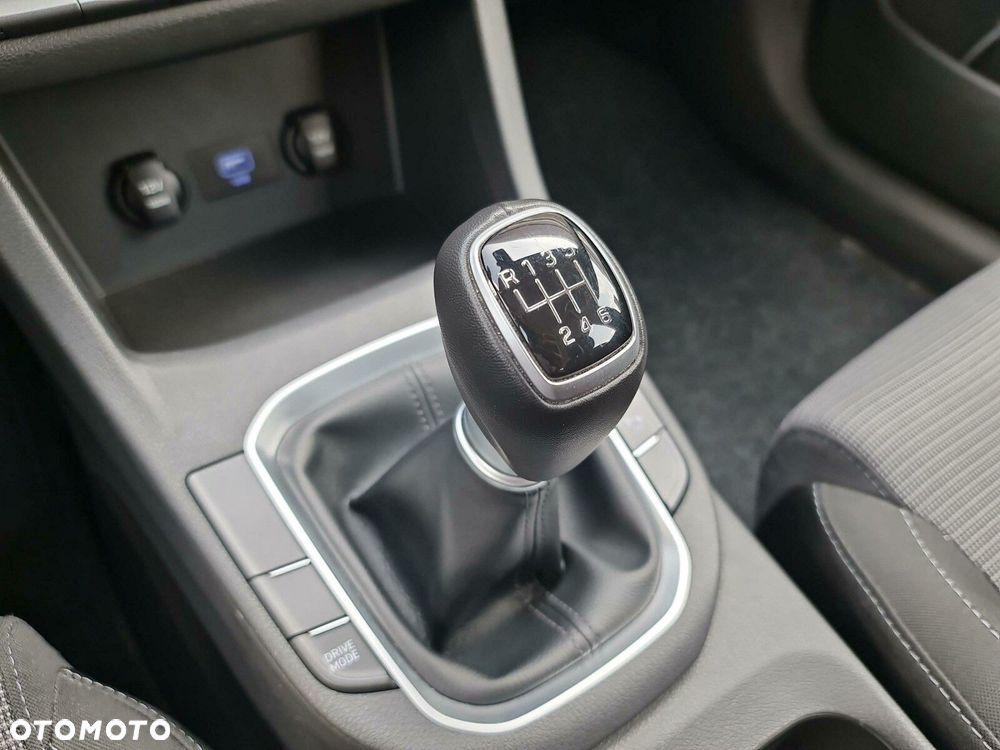 Hyundai i30 1.5 T-GDI 48V Modern - 21