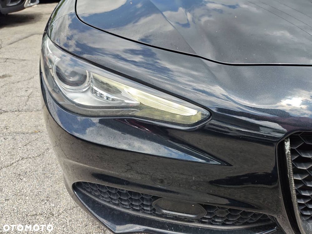 Alfa Romeo Giulia - 6
