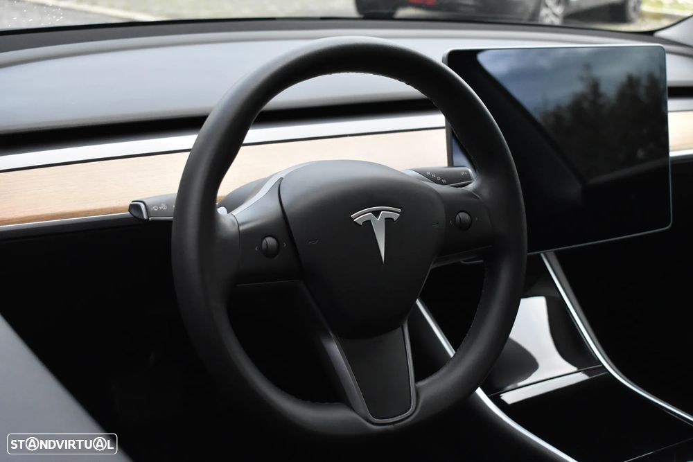 Tesla Model 3 Standard Range Plus RWD - 31