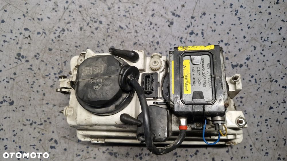VOLVO V40 S40 LIFT LAMPA PRZÓD LEWA XENON - 3