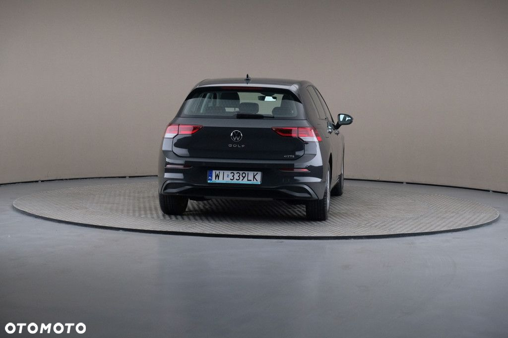 Volkswagen Golf - 5