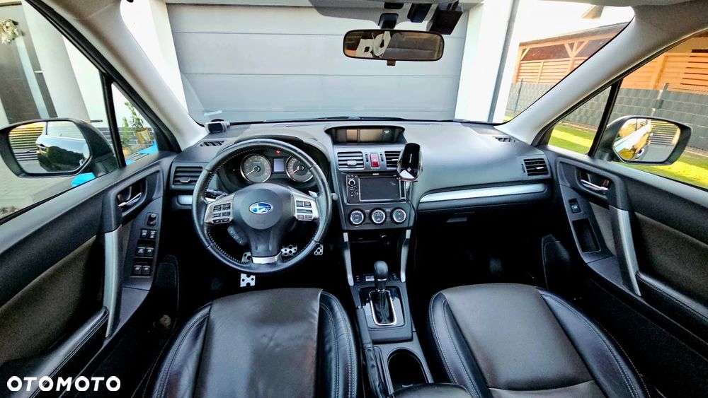 Subaru Forester 2.0XT Platinum Lineartronic - 15