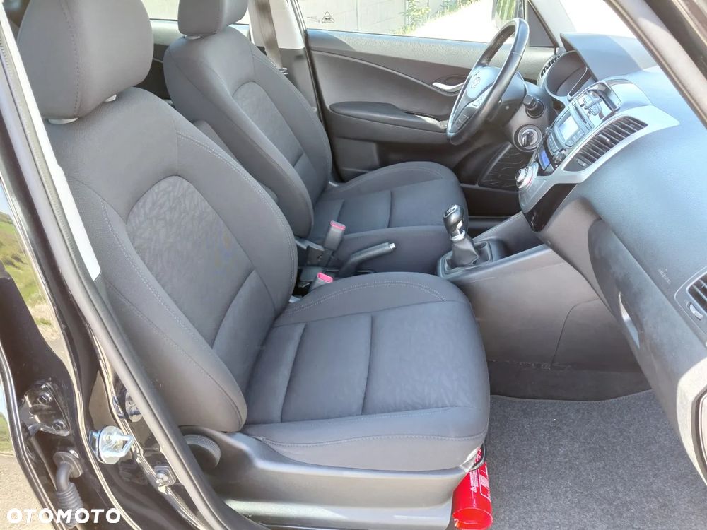 Hyundai ix20 1.4 blue Space+ - 15
