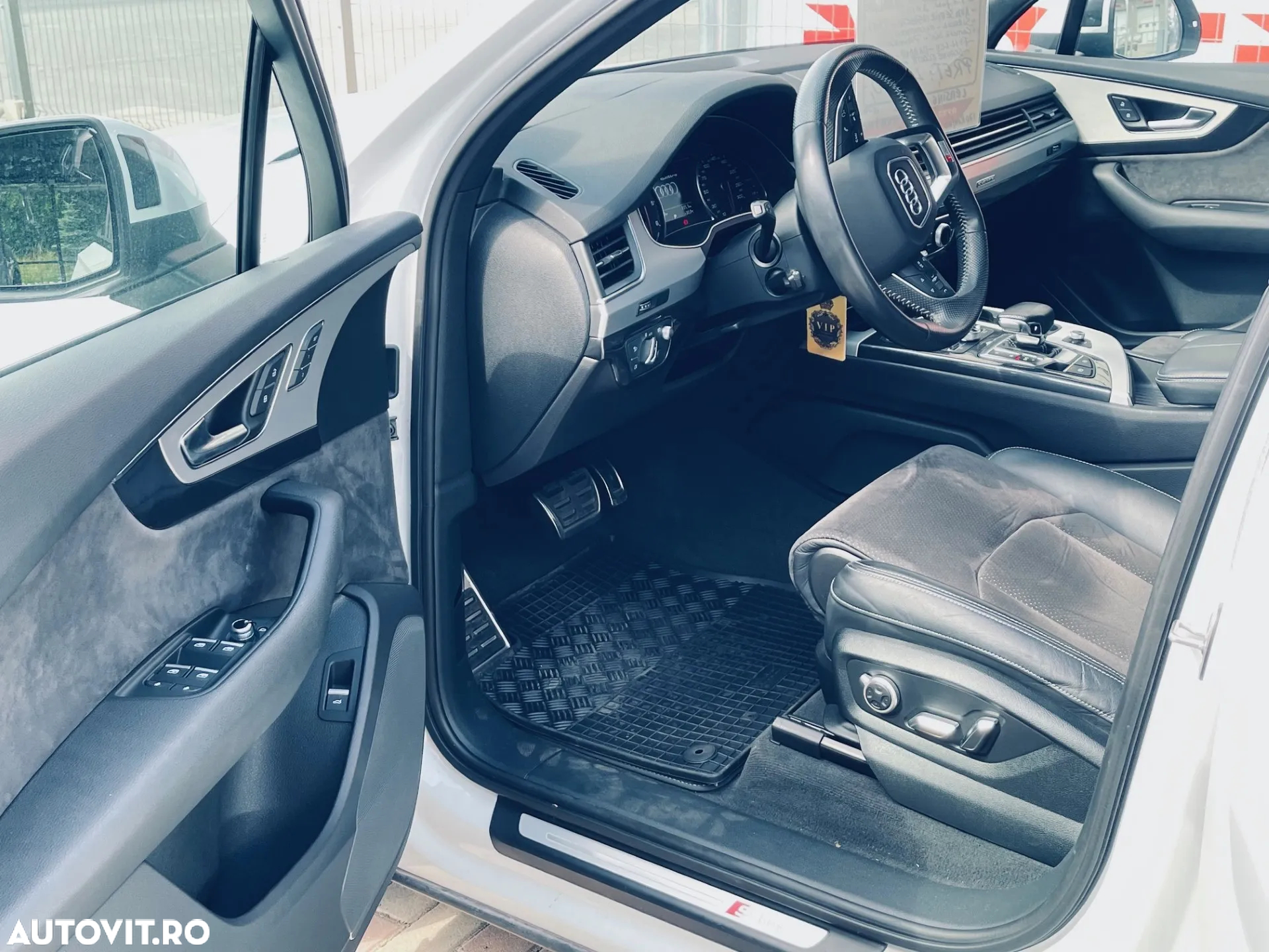 Audi Q7 3.0 50 TDI quattro Tiptronic S Line - 12