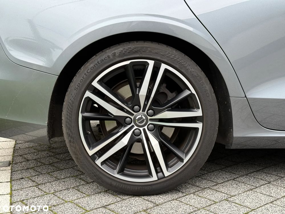 Volvo V60 T6 AWD R-Design - 18
