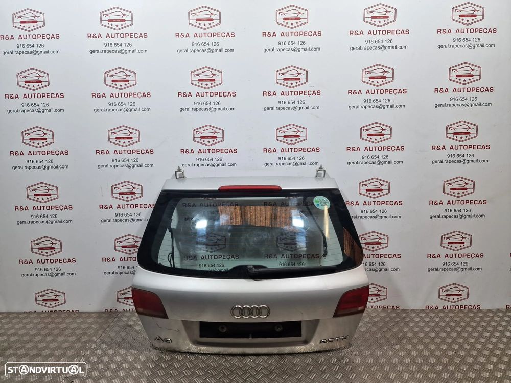 Tampa da Mala Audi A3 8P 5 portas Original - 2