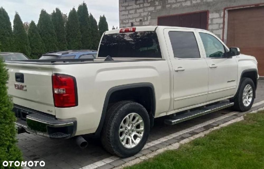 GMC Sierra