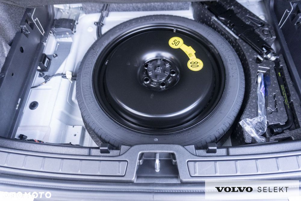 Volvo XC 40 - 31