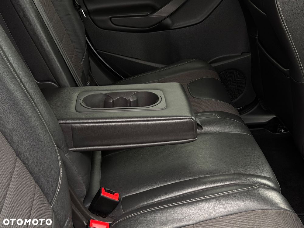 Ford Kuga 2.0 TDCi 4x4 ST-Line - 37