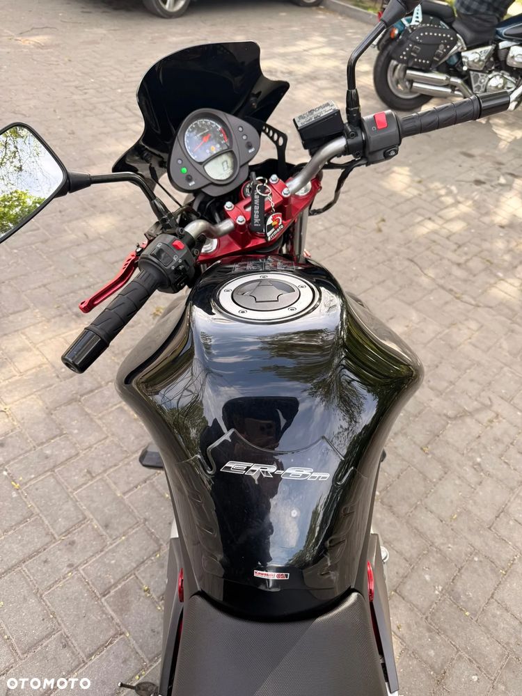 Kawasaki ER - 7