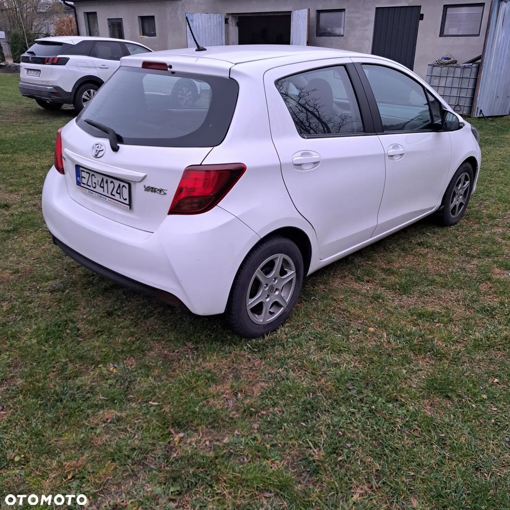 Toyota Yaris 1.4 D-4D Active EU6 - 3