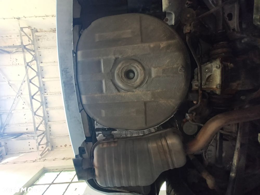 BMW Seria 3 - 11