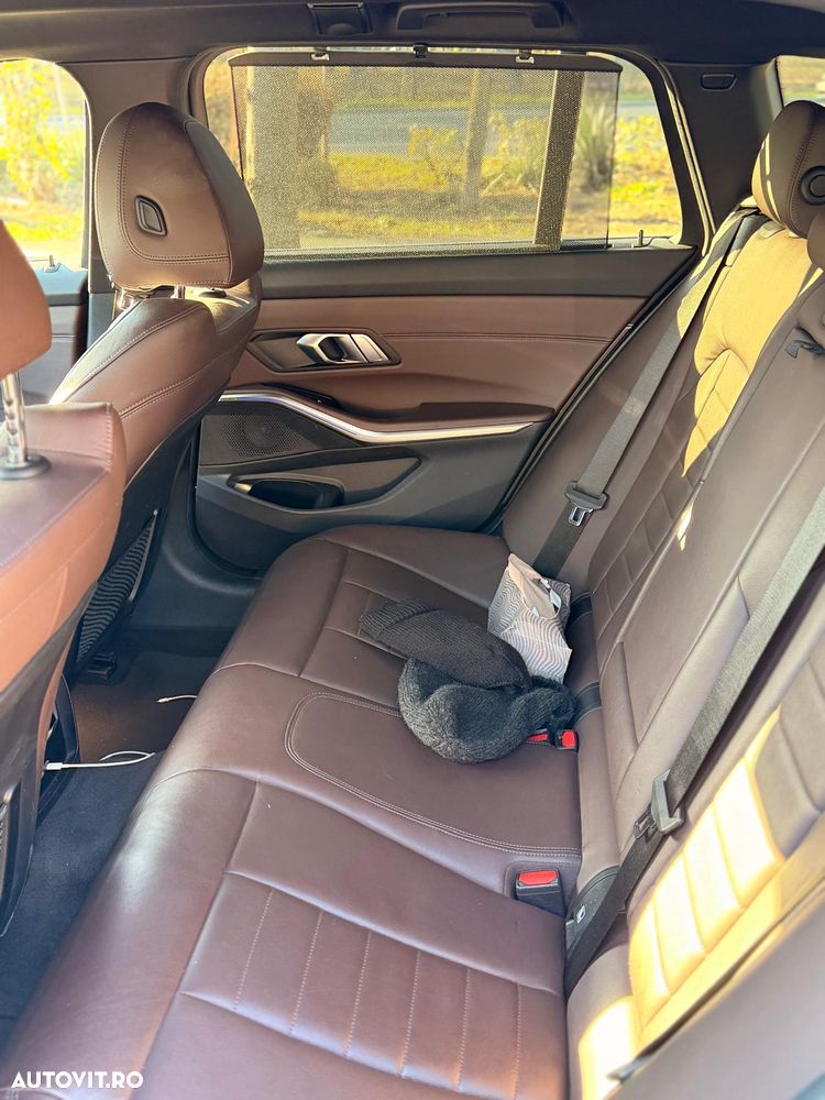 BMW Seria 3 318d Aut. Luxury Line - 15