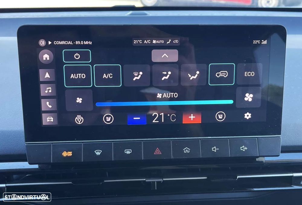 MG MG4 64 kWh Luxury - 16