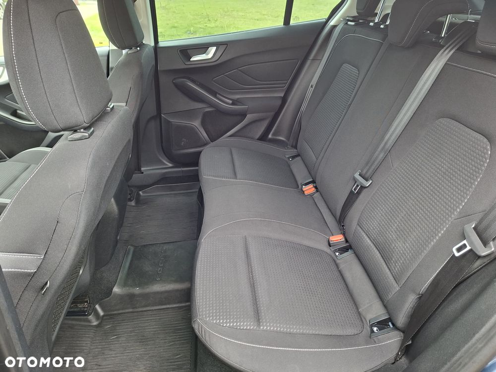 Ford Focus 1.0 EcoBoost Trend Edition - 9